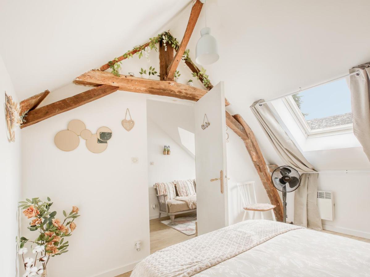 Gite L'Escale - Maison De Charme Chambellay Eksteriør billede